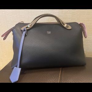 Preowned Fendi 4color crossbody